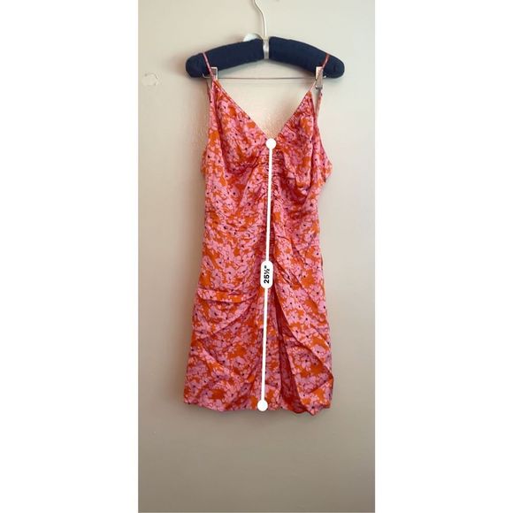 ASTR PEONY FLORAL RUCHED
MINI DRESS - Picture 4 of 12